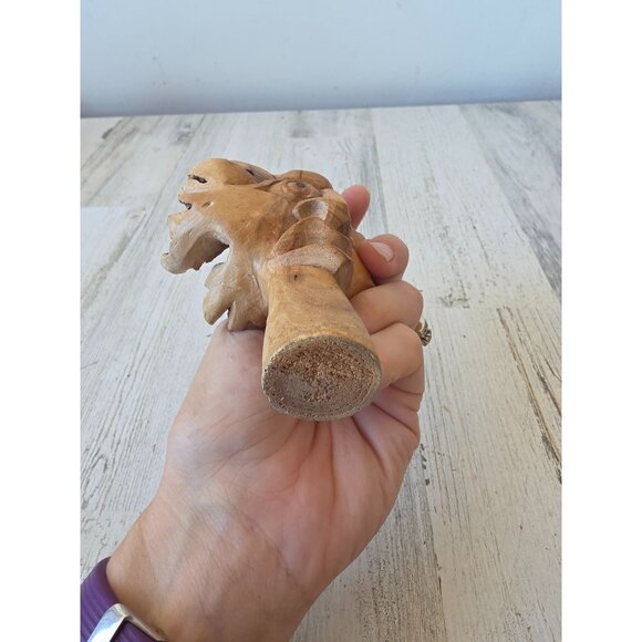 Vintage natural wood carving and anthromorphic African statue figuring decor - Picture 8 of 8